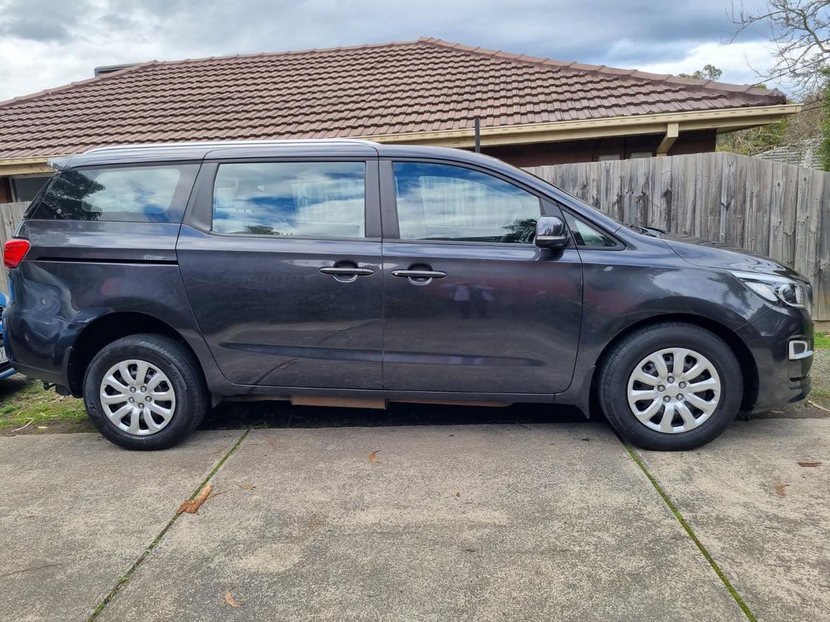 3rd row Kia Carnival wheelchair accessible vehicle photo 4