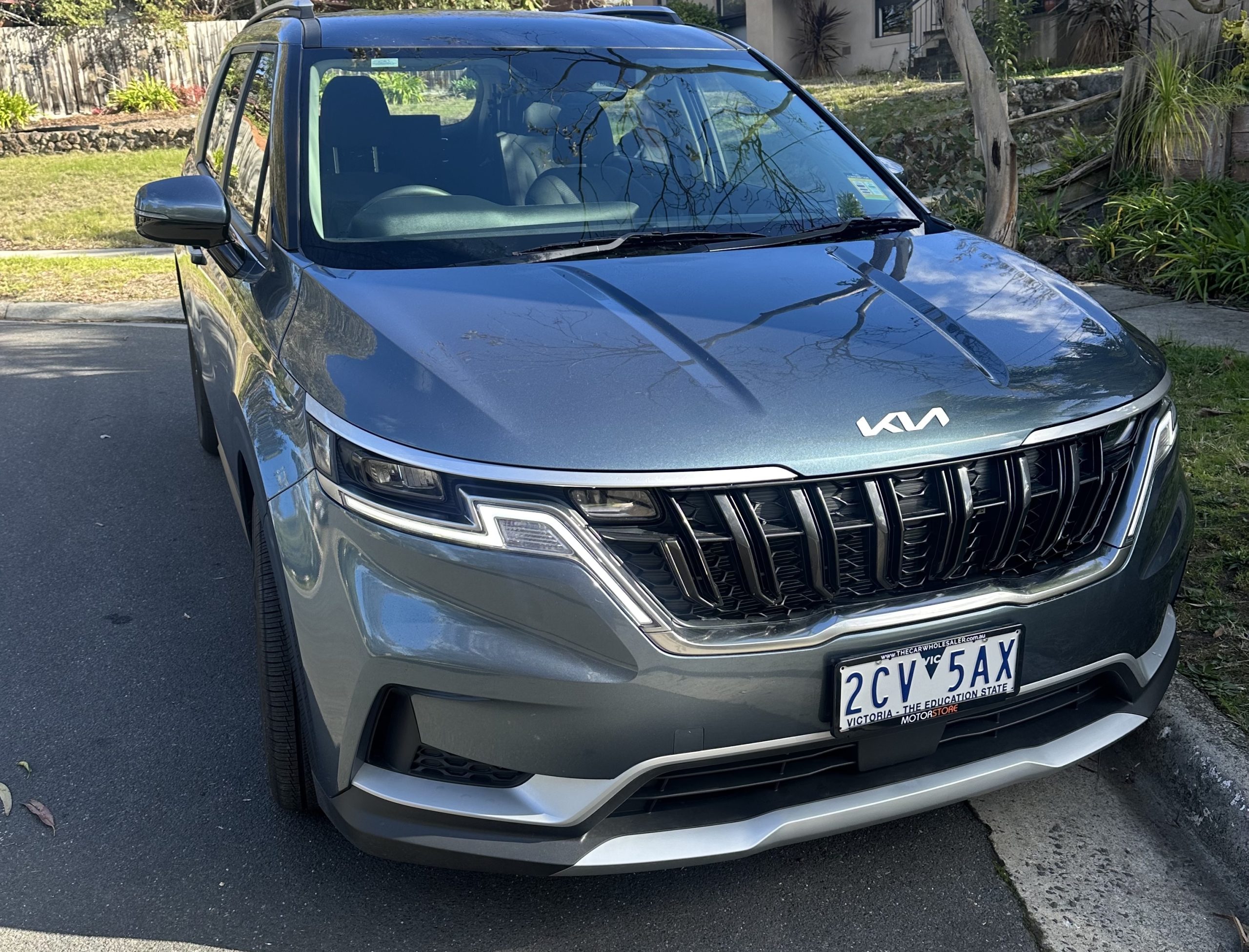 Flexible short and long-term accessible vehicle hire