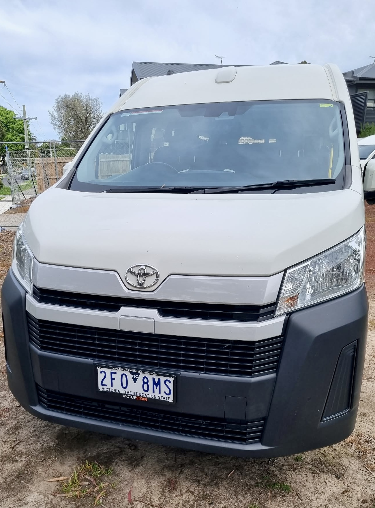 Wheelaway vehicle and driver service